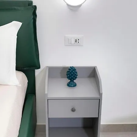 Millie's Place 3* Sorrento