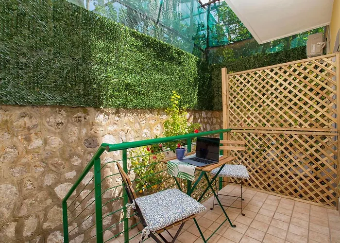 Millie's Place Pensionat 3*