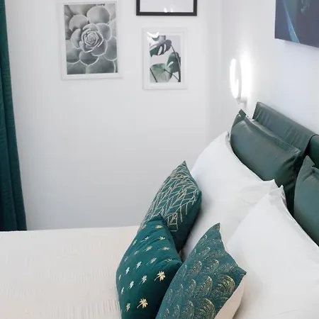 Millie's Place 3*